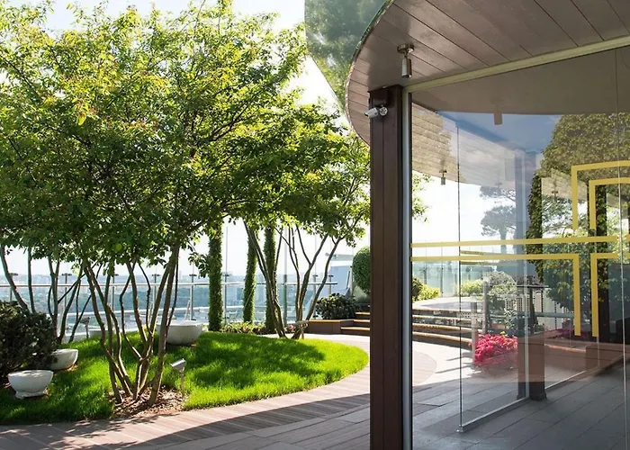 Royal Tower Luxurious Smart Residence